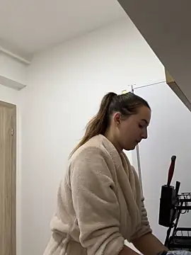 Snapshot of MissMay chatting on September 2025 06:57:01 PM MissMay online show from September 2025 06:57:01 PM