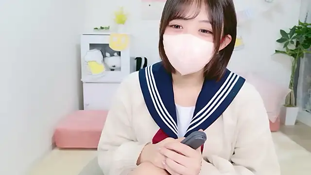 Hinata Sun online show from September 2025 10:53:02 AM