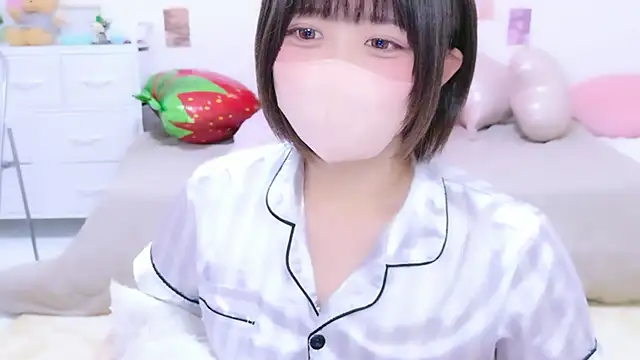 Hinata Sun online show from April 2026 12:28:01 PM