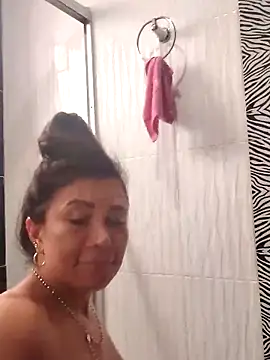 mia mancinii online show from April 2026 06:27:02 PM