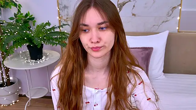 AmadaReine online show from January 2026 04:11:01 PM