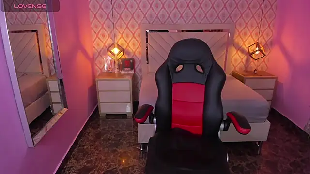 CHRISTY TEIGEN4 online show from February 2026 07:54:02 PM