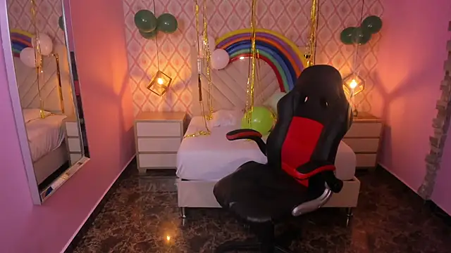 CHRISTY TEIGEN4 online show from March 2026 07:50:01 PM