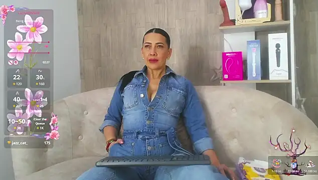 Snapshot of cortney_tayler chatting on November 2025 11:53:02 AM cortney tayler online show from November 2025 11:53:02 AM