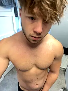 Snapshot of harleybarker chatting on November 2025 07:44:02 AM harleybarker online show from November 2025 07:44:02 AM