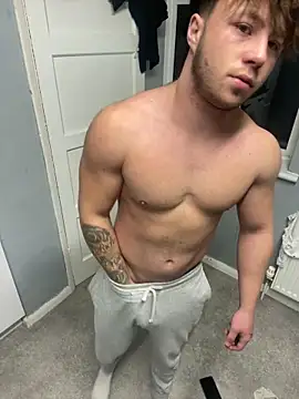 Snapshot of harleybarker chatting on November 2025 09:28:01 PM harleybarker online show from November 2025 09:28:01 PM