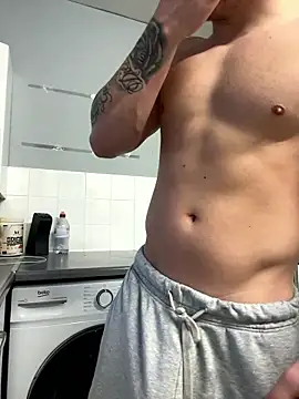 Snapshot of harleybarker chatting on January 2026 08:29:01 AM harleybarker online show from January 2026 08:29:01 AM