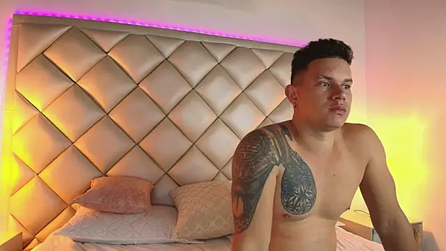 EclipseandFlame online show from October 2025 02:23:02 PM