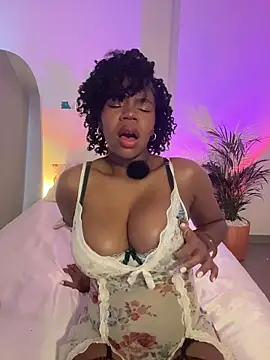 Sweet-Jade online show from June 2026 10:13:02 PM