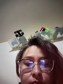 Freyacooper online show from October 2025 01:57:02 PM