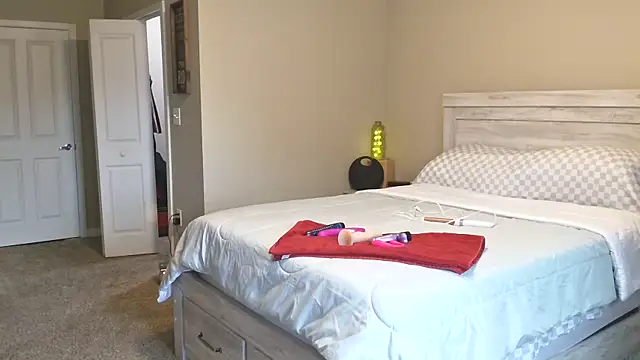 Snapshot of Calimarina chatting on November 2025 06:42:02 PM Calimarina online show from November 2025 06:42:02 PM