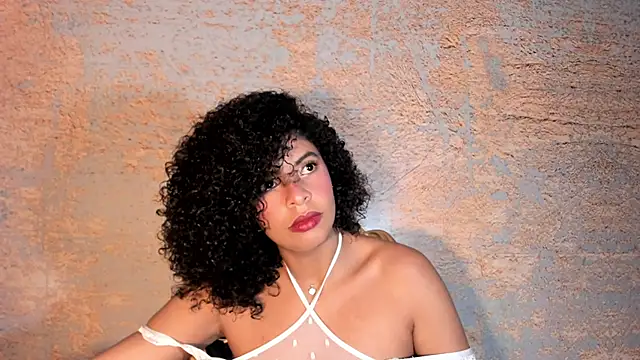 SheyLopez online show from June 2026 03:15:01 AM