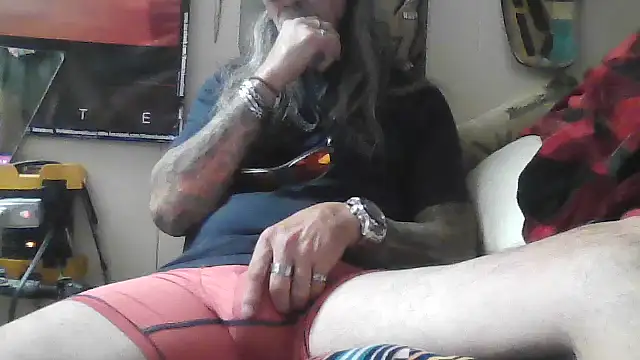 Snapshot of crassanova chatting on February 2026 09:49:02 AM crassanova online show from February 2026 09:49:02 AM