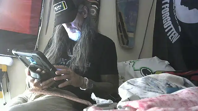 crassanova online show from April 2026 02:27:02 AM