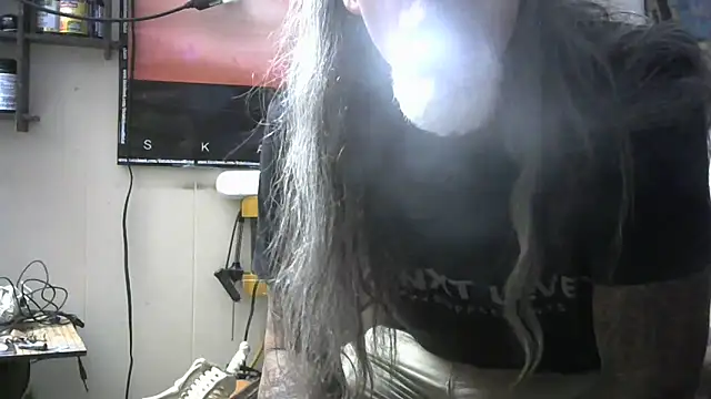 crassanova online show from May 2026 02:51:02 AM