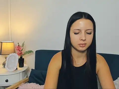 TaliaAdorable online show from October 2025 12:25:01 PM