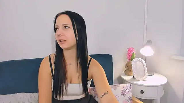 TaliaAdorable online show from November 2025 09:41:02 PM