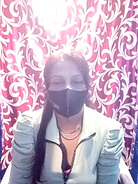 Snapshot of Sexy_Ruby04 chatting on October 2025 06:10:01 PM Sexy Ruby04 online show from October 2025 06:10:01 PM