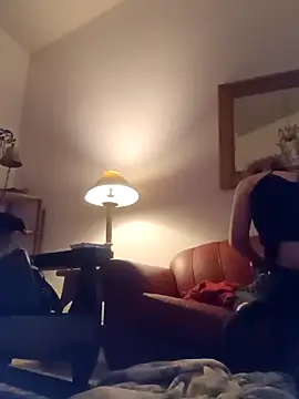 Snapshot of Marizoka chatting on October 2025 09:37:01 AM Marizoka online show from October 2025 09:37:01 AM