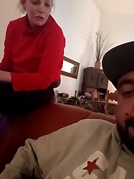 Snapshot of Marizoka chatting on October 2025 04:37:01 PM Marizoka online show from October 2025 04:37:01 PM