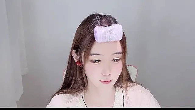 Snapshot of Xiao-runbao chatting on October 2025 01:39:02 PM Xiao-runbao online show from October 2025 01:39:02 PM