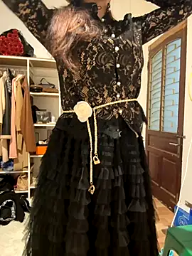 Snapshot of susu_baby chatting on November 2025 05:51:01 AM susu baby online show from November 2025 05:51:01 AM