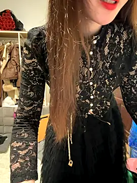 Snapshot of susu_baby chatting on December 2025 01:05:02 PM susu baby online show from December 2025 01:05:02 PM