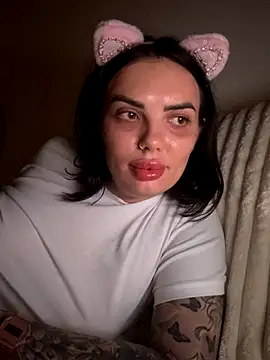 Snapshot of -RAHELA- chatting on November 2025 10:42:02 PM -RAHELA- online show from November 2025 10:42:02 PM