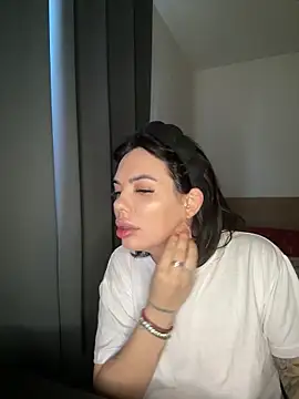 Snapshot of -RAHELA- chatting on November 2025 09:20:02 AM -RAHELA- online show from November 2025 09:20:02 AM