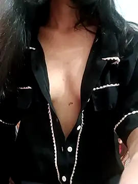 Snapshot of Daizy_Shah chatting on October 2025 03:21:01 PM Daizy Shah online show from October 2025 03:21:01 PM