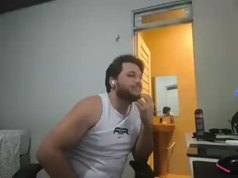 Miguelion2308 online show from January 2026 01:33:02 AM