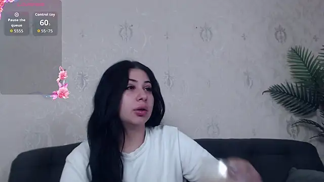 Snapshot of AnaysDivine chatting on September 2025 02:58:02 AM AnaysDivine online show from September 2025 02:58:02 AM