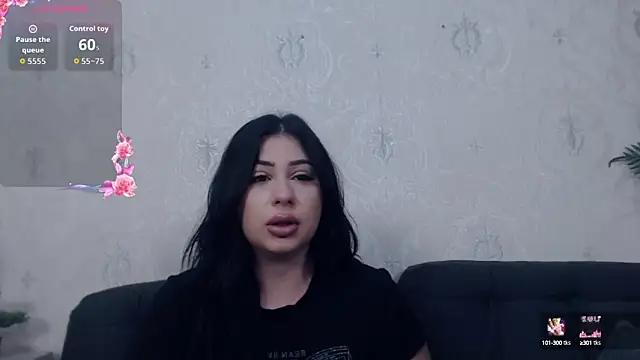 Snapshot of AnaysDivine chatting on September 2025 03:10:02 AM AnaysDivine online show from September 2025 03:10:02 AM