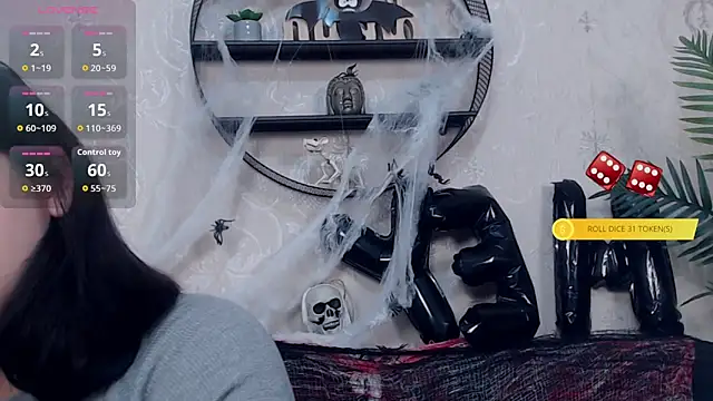 Snapshot of AnaysDivine chatting on October 2025 03:06:02 AM AnaysDivine online show from October 2025 03:06:02 AM