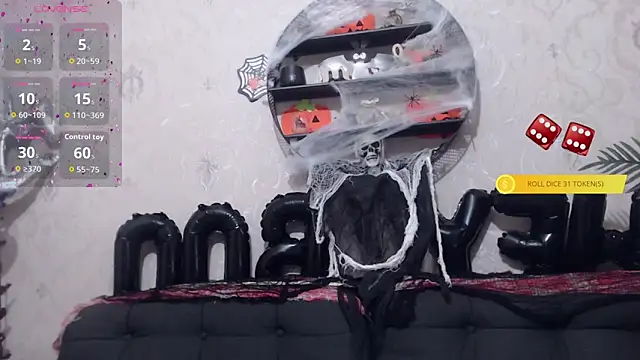 Snapshot of AnaysDivine chatting on October 2025 04:05:02 AM AnaysDivine online show from October 2025 04:05:02 AM