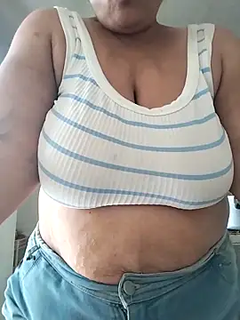 Snapshot of Vydinha chatting on September 2025 03:02:02 PM Vydinha online show from September 2025 03:02:02 PM