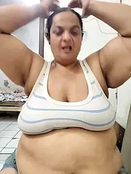 Snapshot of Vydinha chatting on September 2025 11:52:01 PM Vydinha online show from September 2025 11:52:01 PM