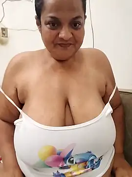 Snapshot of Vydinha chatting on November 2025 08:03:02 AM Vydinha online show from November 2025 08:03:02 AM