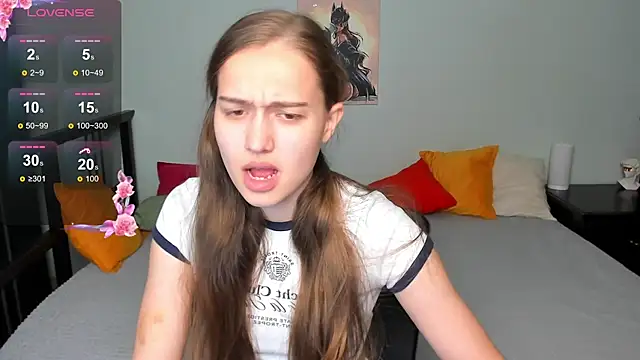 Snapshot of Alisa__Kelly chatting on October 2025 12:57:01 AM Alisa Kelly online show from October 2025 12:57:01 AM