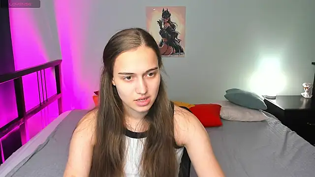 Snapshot of Alisa__Kelly chatting on October 2025 01:28:01 AM Alisa Kelly online show from October 2025 01:28:01 AM