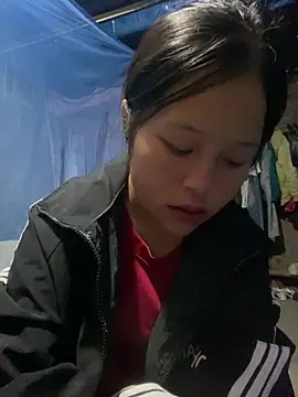 Snapshot of O_o_UwU_o_O chatting on November 2025 02:13:01 AM O o UwU o O online show from November 2025 02:13:01 AM