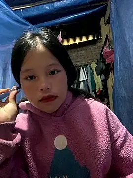 Snapshot of O_o_UwU_o_O chatting on November 2025 02:34:01 AM O o UwU o O online show from November 2025 02:34:01 AM