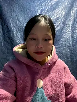 Snapshot of O_o_UwU_o_O chatting on November 2025 01:48:01 AM O o UwU o O online show from November 2025 01:48:01 AM