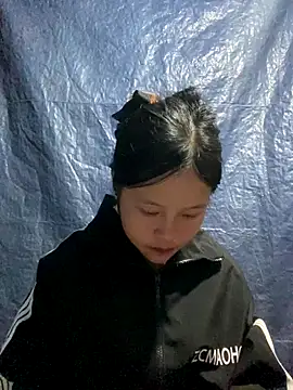 Snapshot of O_o_UwU_o_O chatting on November 2025 02:10:02 AM O o UwU o O online show from November 2025 02:10:02 AM