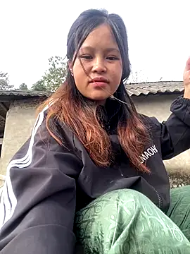 Snapshot of O_o_UwU_o_O chatting on November 2025 01:39:02 AM O o UwU o O online show from November 2025 01:39:02 AM