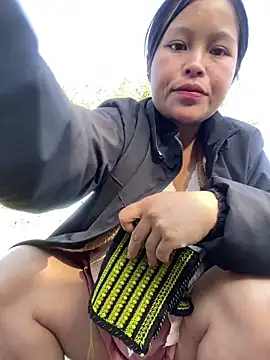 Snapshot of O_o_UwU_o_O chatting on November 2025 07:55:01 AM O o UwU o O online show from November 2025 07:55:01 AM