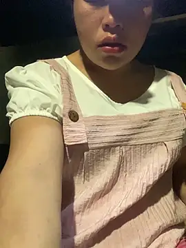 Snapshot of O_o_UwU_o_O chatting on December 2025 01:59:02 PM O o UwU o O online show from December 2025 01:59:02 PM