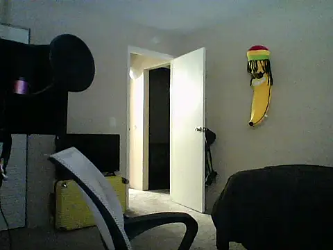 Snapshot of latinosatiro94 chatting on September 2025 01:49:01 AM latinosatiro94 online show from September 2025 01:49:01 AM