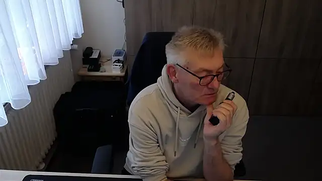 Snapshot of randyandy67 chatting on November 2025 08:19:01 AM randyandy67 online show from November 2025 08:19:01 AM