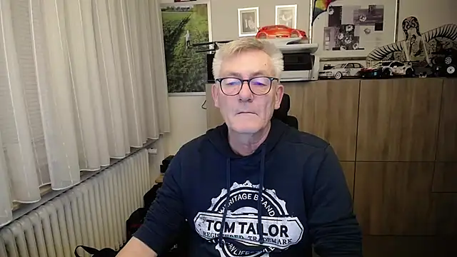 Snapshot of randyandy67 chatting on November 2025 06:37:01 AM randyandy67 online show from November 2025 06:37:01 AM